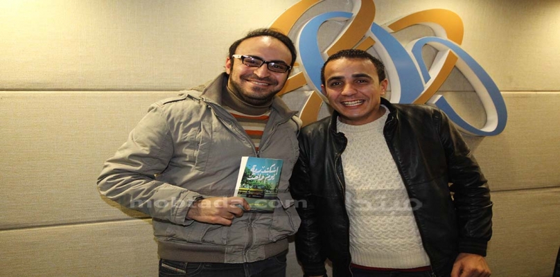 فيديو وصور| الشاعر محمد إنسان مع أحمد يونس فى «كلام معلمين»