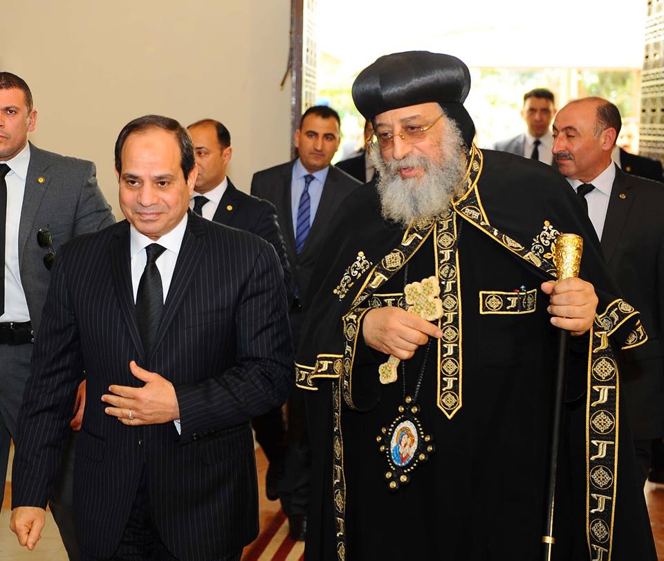 أحمد خيرى يشيد بزيارة الرئيس للكاتدرائية